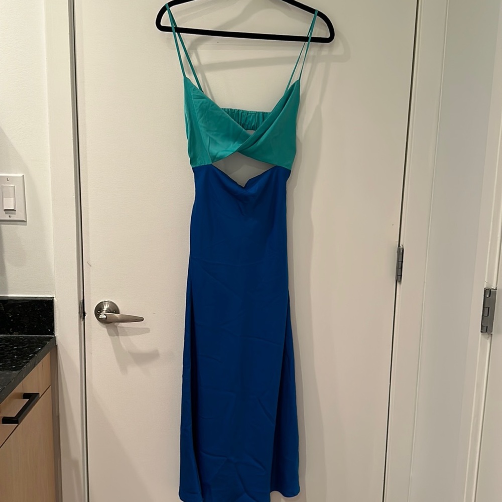Satin two tone dress!